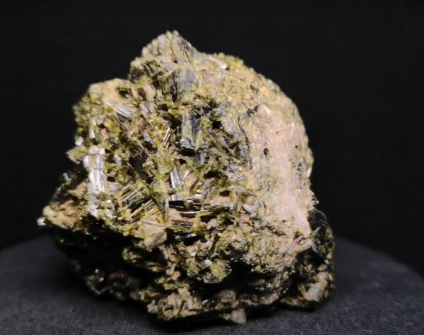 Epidote | Kimmeria, Xanthi, Greece - Image 4