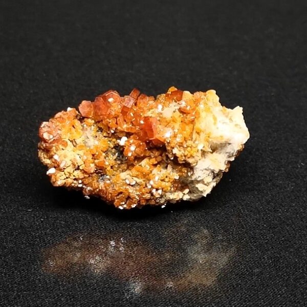 Vanadinite, Baryte | Mibladen, Midelt, Morocco